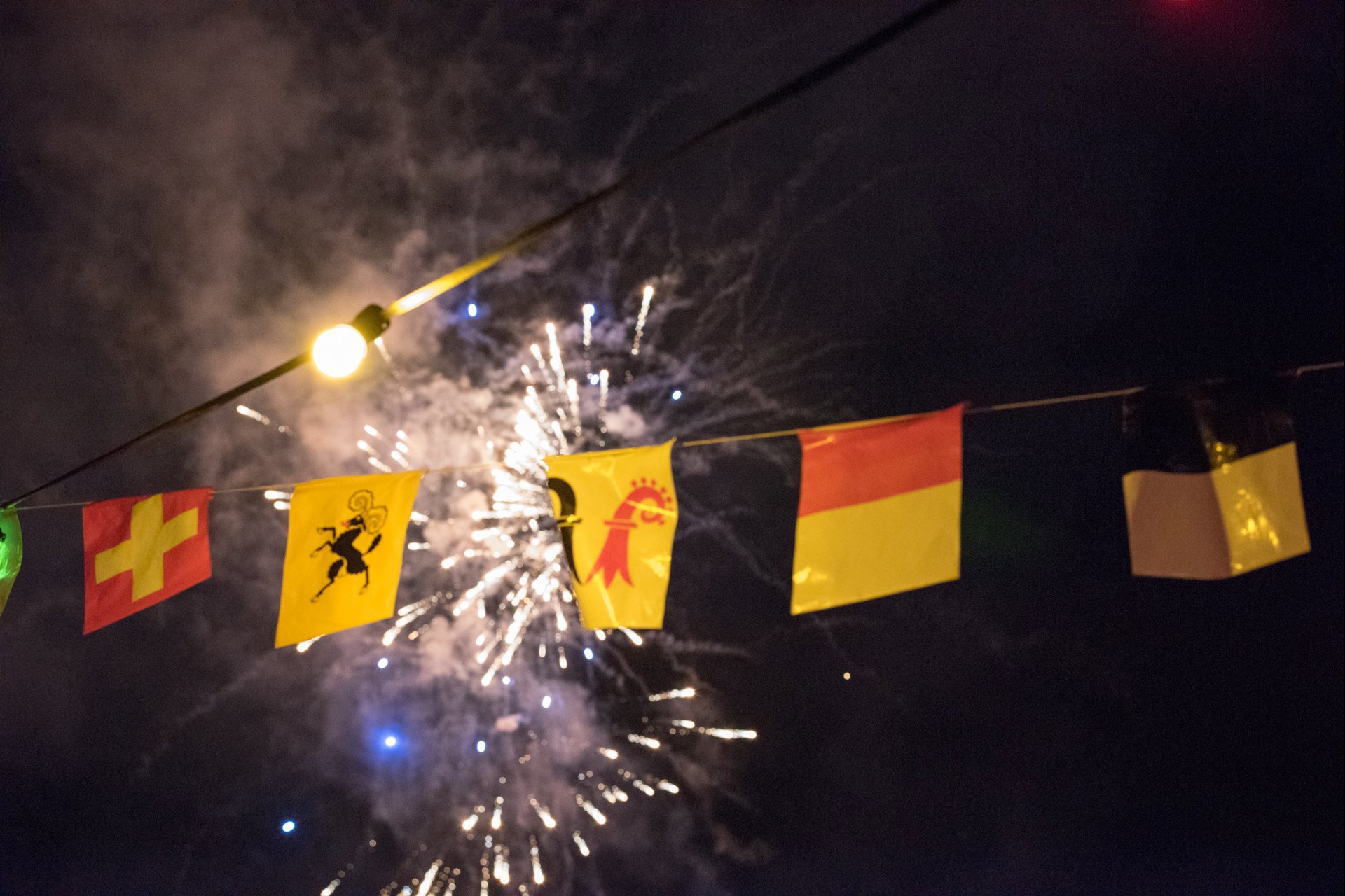 Low-Light-Testaufnahmen mit der Nikon D810 am 1.August, alles aus der Hand, ohne Stativ.